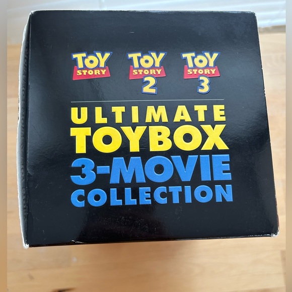 Toy Story: Ultimate Toybox 3-Movie Collection Blu-ray/DVD Combo + Digital Copy - Picture 5 of 13